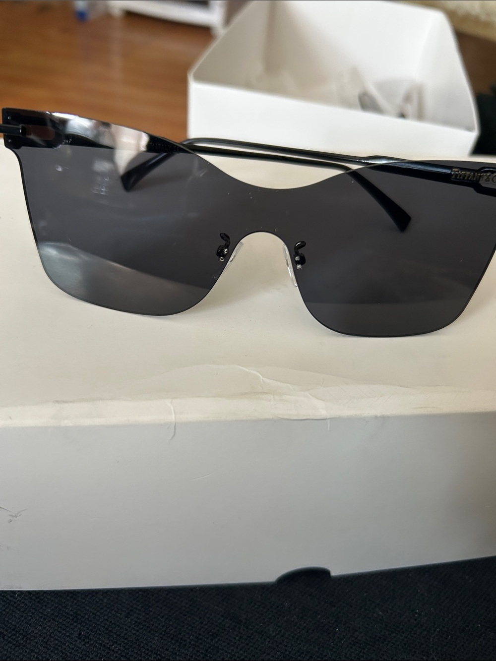 Sleek Rimless Shield Sunglasses - Black Lens